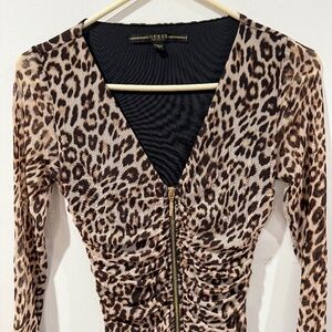 Guess leopard print dress with zipper detail #leopardprint